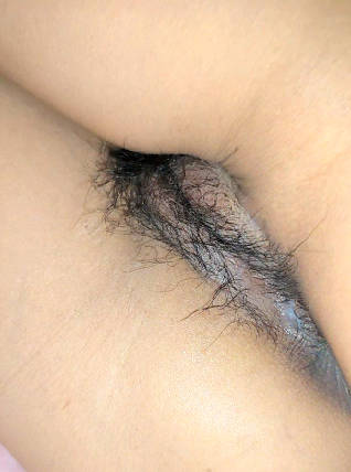 海角社区.一大早把鸡巴插进妈妈屄里面泡澡