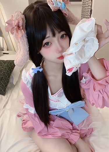 【最好的寸止女s博主！边自慰第一视角看逼挑战】脱下内裤塞到逼里，狗狗舔，你能在这种语言下坚持到射吗？ 6dm